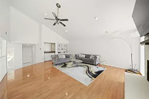 6822 Marisol Dr, Houston, TX 77083 - Photo 9