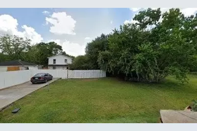 4910 Rue Street, Houston, TX 77033 - Photo 1