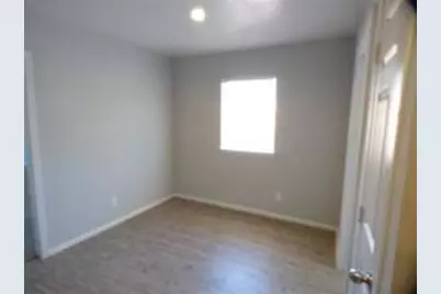 8715 Ilona Lane, Houston, TX 77025 - Photo 7