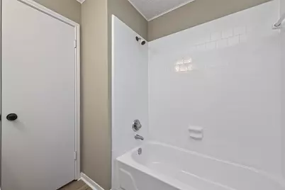 2802 Creek Manor Drive, Kingwood, TX 77339 - Photo 33