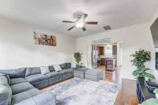 5124 Pinemont Pl, Houston, TX 77092 - Photo 5