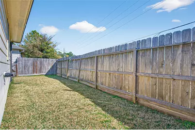 118 Snug Harbor Drive, Conroe, TX 77356 - Photo 35
