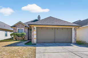 118 Snug Harbor Dr, Conroe, TX 77356 - Photo 1