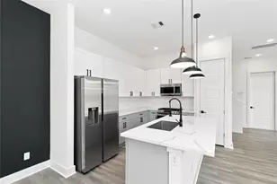 2908 Stevens St, Houston, TX 77026 - Photo 5
