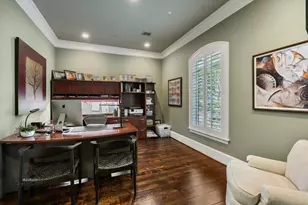 9018 Bace Dr, Houston, TX 77055 - Photo 33