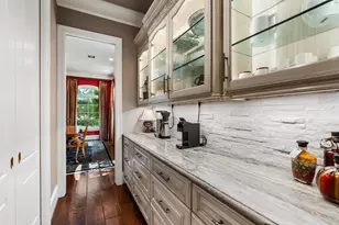 9018 Bace Dr, Houston, TX 77055 - Photo 7
