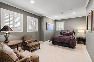 9018 Bace Drive, Houston, TX 77055 - Photo 37