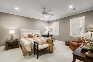 9018 Bace Dr, Houston, TX 77055 - Photo 41