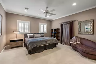 9018 Bace Dr, Houston, TX 77055 - Photo 43
