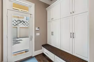 9018 Bace Dr, Houston, TX 77055 - Photo 21