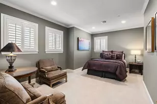 9018 Bace Dr, Houston, TX 77055 - Photo 37