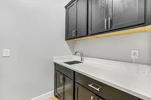 10015 Goliad Dr, Mont Belvieu, TX 77523 - Photo 23