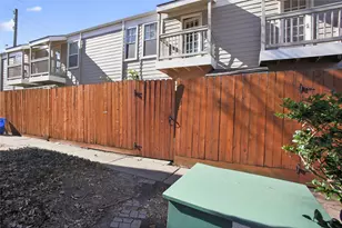 11710 Southlake Dr, Houston, TX 77077 - Photo 27