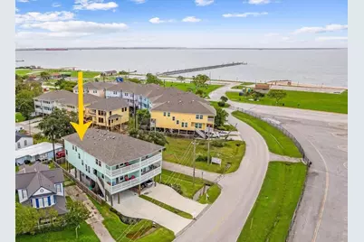 1111 San Jacinto Street, La Porte, TX 77571 - Photo 1