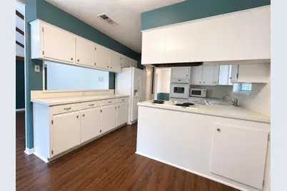 1215 Briar Lane, Wharton, TX 77488 - Photo 7