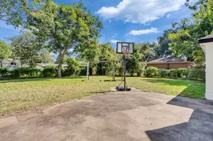 1215 Briar Ln, Wharton, TX 77488 - Photo 23