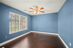 9306 Alzaada Ln, Houston, TX 77070 - Photo 5