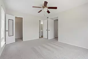 2025 Augusta Dr, Houston, TX 77057 - Photo 15