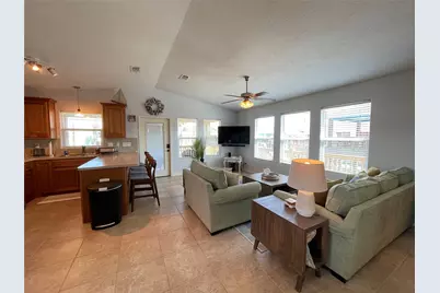 975 Fisherman Drive S, Galveston, TX 77650 - Photo 13