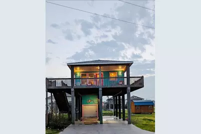 975 Fisherman Drive S, Galveston, TX 77650 - Photo 1