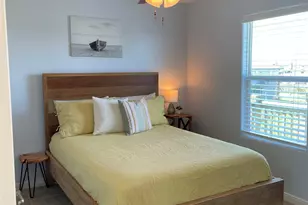 975 Fisherman Dr S, Galveston, TX 77650 - Photo 9