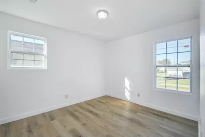 424 S Avenue B, Freeport, TX 77541 - Photo 23