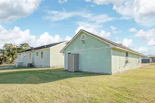424 S Avenue B, Freeport, TX 77541 - Photo 29