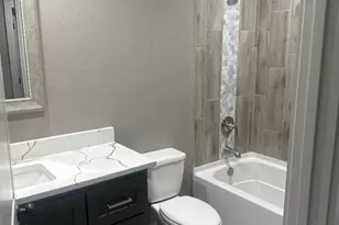 310 N 9th St, Beaumont, TX 77702 - Photo 9