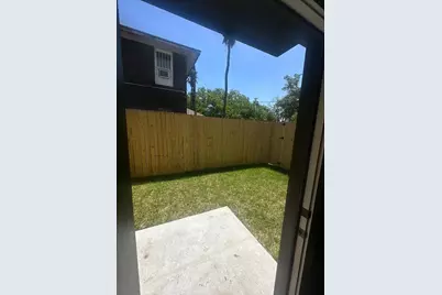 310 N 9th Street, Beaumont, TX 77702 - Photo 11