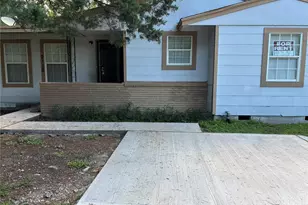 2118 8th St, Orange, TX 77630 - Photo 13