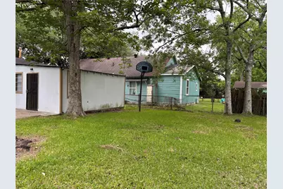 2118 8th Street, Orange, TX 77630 - Photo 17