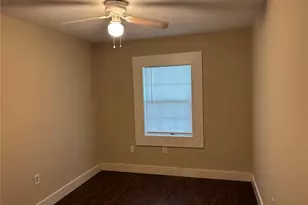 2118 8th St, Orange, TX 77630 - Photo 5