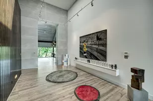 5111 Bayou Timber Ln, Houston, TX 77056 - Photo 9