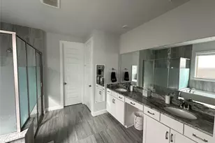 41 Snowdrop Lily Dr, Tomball, TX 77375 - Photo 11