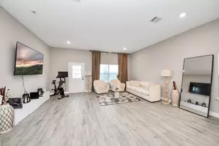 8719 Compton St, Houston, TX 77016 - Photo 13