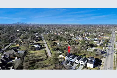 8719 Compton Street, Houston, TX 77016 - Photo 3