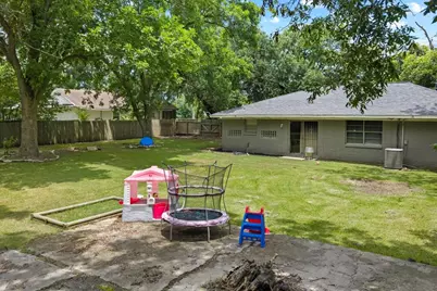 2402 Hodges Street, Baytown, TX 77521 - Photo 27