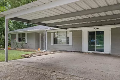 2402 Hodges Street, Baytown, TX 77521 - Photo 25