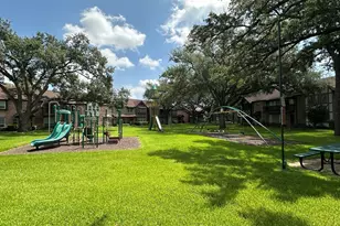 2209 Triway Ln, Houston, TX 77043 - Photo 5
