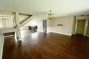 2209 Triway Ln, Houston, TX 77043 - Photo 9