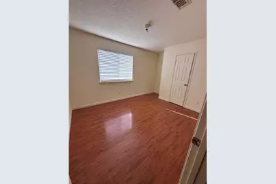 5815 SE Red River Drive, Dickinson, TX 77539 - Photo 7