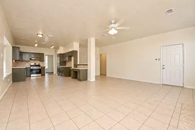 10138 Duchamp Drive, Houston, TX 77036 - Photo 9