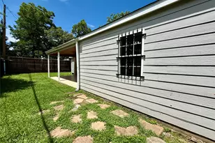 5701 Luna St, Houston, TX 77076 - Photo 43
