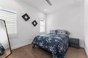 5827 Dolores St, Houston, TX 77057 - Photo 17