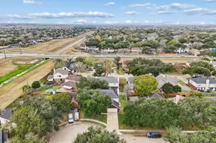 4012 Hazelwood Dr, Pearland, TX 77584 - Photo 43