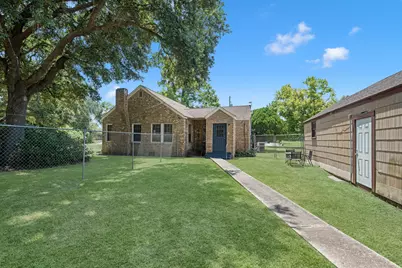 405 Missouri Street, Liberty, TX 77575 - Photo 19