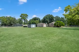 405 Missouri St, Liberty, TX 77575 - Photo 21