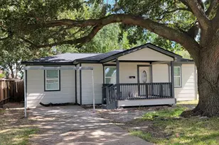 7409 Valeda Dr, Deer Park, TX 77536 - Photo 1