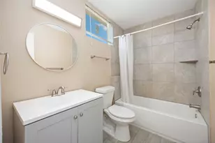 7711 Maxroy St, Houston, TX 77088 - Photo 11