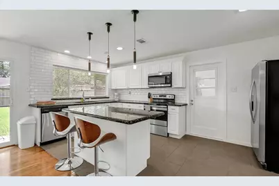 5415 Carew Street, Houston, TX 77096 - Photo 5
